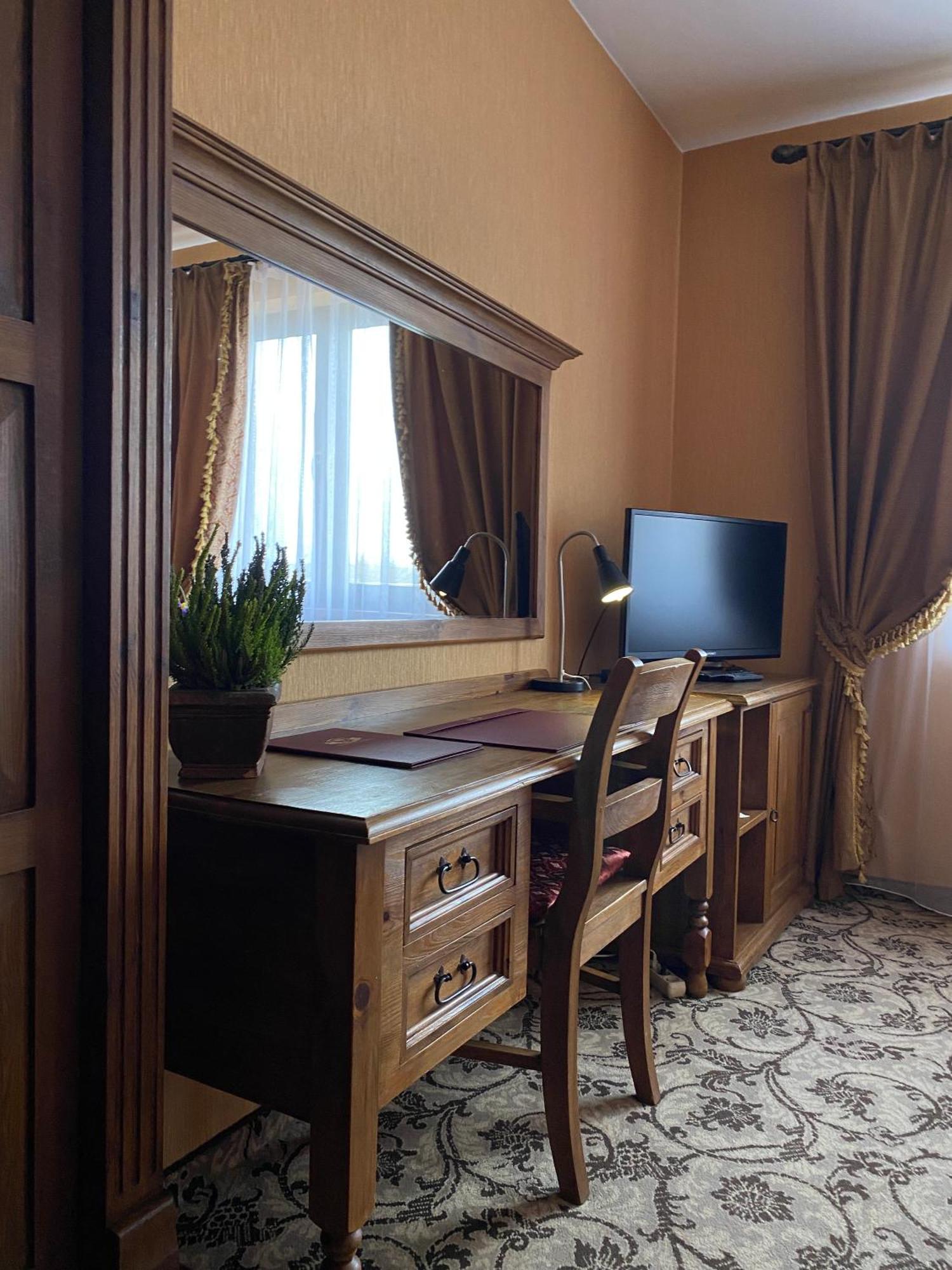 Hotel Zameczek Książ Wielki Εξωτερικό φωτογραφία